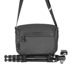 Vanguard VEO Metro 7-Liter Camera and Everyday Shoulder Bag - Black